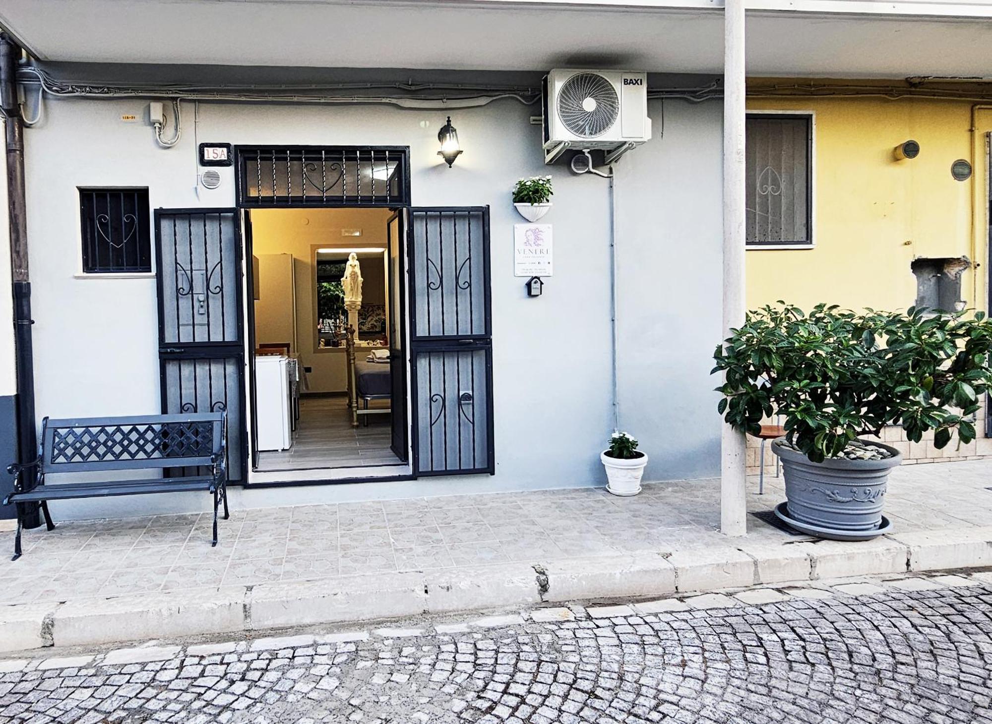 Casa Vacanze Vener - Venosa Exterior photo